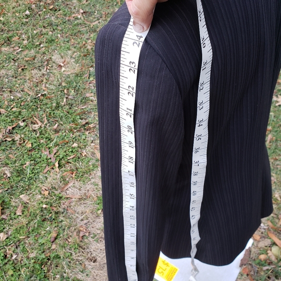 pinstripe-dot stretch blazer, NY & Co, 7th Ave Stretch, sz 8 - Picture 3 of 8